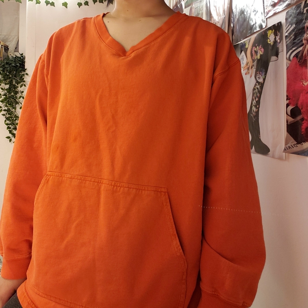 -Orange sweater